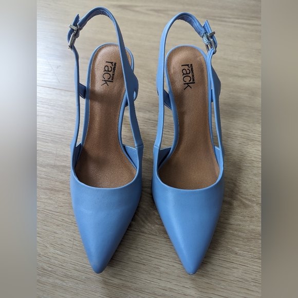 Pump Shoes - Picture 2 of 7